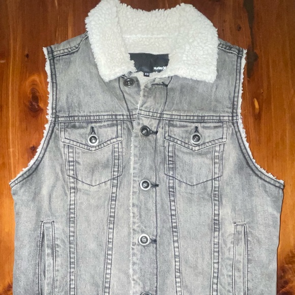 Hurley vintage looking Sherpa-lined black denim jean vest size XS - Picture 6 of 6